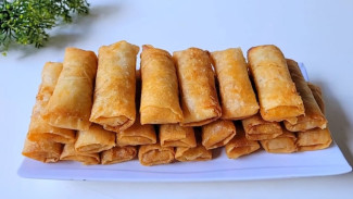 Resep Rahasia Lumpia Bakso Mercon Super Praktis, Cuma 4 Bahan!