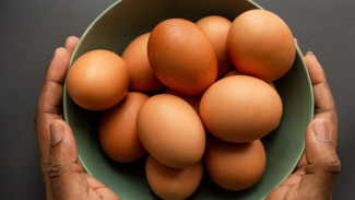 Anti Gagal! Ini Cara Membuat Telur Asin dari Telur Ayam yang Enak, Masir, dan Tidak Amis
