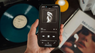 5 Lagu Sedih Taylor Swift Wajib Didengar Saat Kamu Patah Hati
