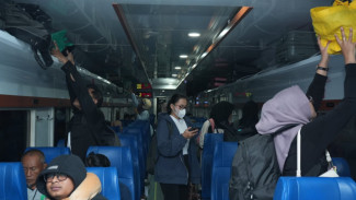 KAI Daop 9 Jember Sediakan 40 Ribu Tempat Duduk Selama Libur Panjang Waisak, Tiket Terjual 90 Persen
