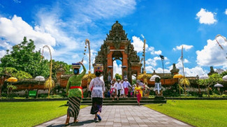 8 Makanan Bali Yang Wajib Masuk Daftar Wisata Kulinermu!