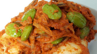 Sambal Tanak Petai Teri,  Pedas Gurihnya Bikin Susah Move On dari Nasi, Ini Resepnya!