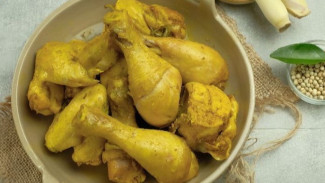 Rahasia Ayam Ungkep yang Empuk dan Meresap, Begini Cara Masaknya!