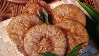 Rahasia Kue Cucur Bersarang yang Legit, Resep Tradisional Anti Gagal!