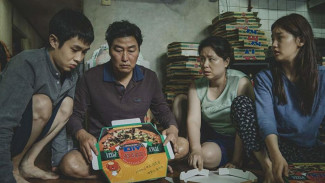 Jangan Nonton! 5 Film Korea Plot Twist yang Bikin Kamu Tercengang