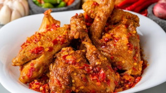 Ayam Pedas Manis! Sekali Coba, Bikin Lidah Ketagihan
