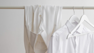 5 Tips Jitu Mencuci Baju Putih Agar Agar Tidak Berubah Warna