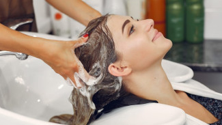 5 Tips Mencuci Rambut, Jangan Asal Keramas!