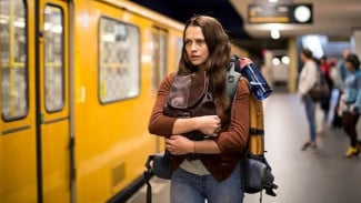10 Film tentang Solo Traveling yang Lebih dari Sekadar Jalan-Jalan