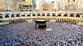 Ingin Naik Haji Tapi Dana Masih Nol? Ini 9 Strategi Cerdas Menabung Haji Sejak Dini