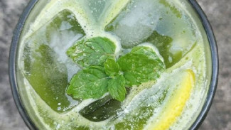 Segarnya Es Milky Melonade, Minuman Viral yang Wajib Dicoba di Rumah!