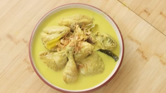Resep Opor Ayam Kuah Kuning, Pas Untuk Menu Makan Siang Spesial