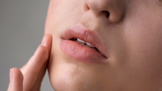 6 Langkah Merawat Bibir Secara Alami agar Tetap Lembap dan Sehat