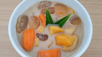 Kolak Labu Kuning Kolang Kaling, Kombinasi Sempurna Manis dan Bikin Kangen!