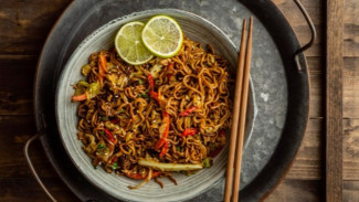 Nggak Perlu Beli Lagi! Ini Resep Mie Goreng Pedas Manis Ala Mie Gacoan