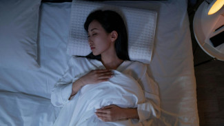 9 Arti Mimpi Melihat Orang Meninggal, Tanda Bahaya atau Harapan Baru?