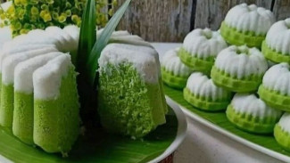 Resep Kue Putu Ayu Pandan Cantik, Empuk Dan Lembut