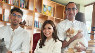 Mengenal Suami Najwa Shihab yang berpulang. Najwa : “Aku Butuh Dia”