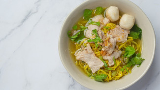 Hangatnya Mie Godog Rumahan ala Dapur Nusantara