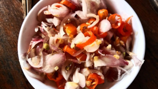 Sambal Matah, Rahasia Pedas Segar yang Bikin Nagih dari Bali!