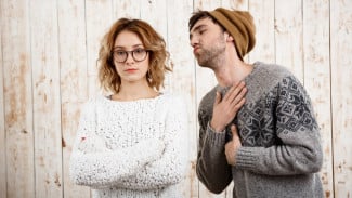 Cinta Bikin Pusing? Begini Cara Bijak Hadapi Drama Hati!