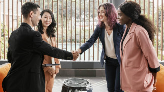 Gak Cuma Kenalan! Begini Cara Networking Ala Profesional
