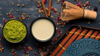 Sama-sama Teh dari Jepang, Ini Bedanya Hojicha dan Matcha