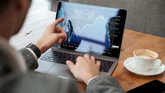 Trading atau Investasi? Cari Tahu Sebelum Dompet Menjerit!