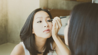 Biar Tatapan Makin Tajam! Ini Dia Jenis-Jenis Teknik Eyeliner dan Cara Pakainya Langkah Demi Langkah