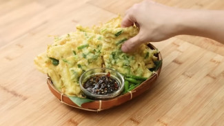 Tempe Mendoan Anget Kriuk di Luar, Lembut di Dalam!