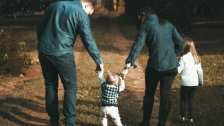 Jadi Orang Tua yang Financial Freedom? Ini Dia 3 Hal yang Perlu Kamu Persiapkan sebelum Punya Anak, Sebelum Terlambat!