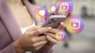 Gak Cuma Posting! Begini Cara Pakai Media Sosial Ala Profesional