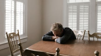 5 Bahaya Self Diagnose Kesehatan Mental yang Harus Kamu Waspadai