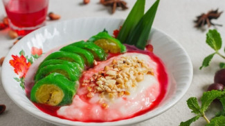 Resep Es Pisang Ijo Vegan dan Bebas Gluten, Tanpa Santan!