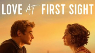 10 Film Tentang Sahabatan yang Berujung Jadian, Friend to Lover Trope yang Bikin Kamu Ketawa Girang