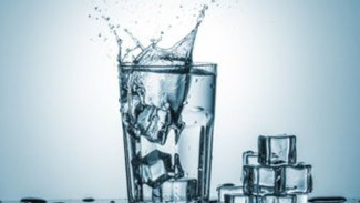 Bikin Es Batu dari Ini, Minuman Biasa Jadi Lebih Segar