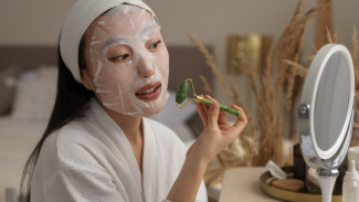 Lembapkan Kulit Wajah dengan 9 Masker Terbaik untuk Kulit Kering dan Kusam