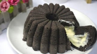 Gagal Move On dari Bolu Kukus Ini! Ketan Hitam dan Keju Lumer Jadi Perpaduan Sempurna
