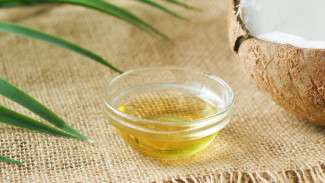 10 Cara Merawat Kuku dengan Bahan Alami,  No. 7 Bikin Kuku Kamu Glowing Maksimal!