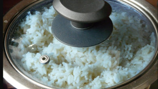 5 Kesalahan Kecil Saat Masak Nasi yang Bikin Gagal Total