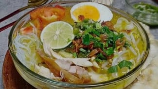Bikin Lidah Bergoyang Nih , Variasi Soto Ayam Pangsit Kekinian Yang Sedang Viral Di Media Sosial