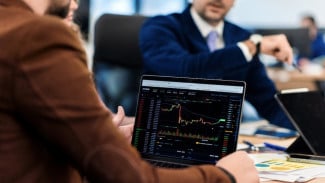 Mau Investasi Aman dan Santai? Dana Indeks Jawabannya!