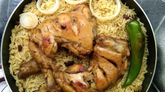 Nasi Mandhi Ayam, Sajian Wangi Rempah yang Pas Banget untuk Idul Adha dan Momen Kumpul Keluarga!