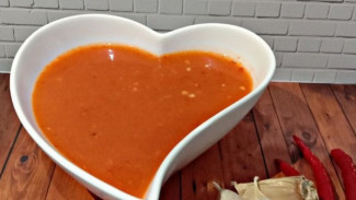 Resep Simpel Saus Pedas Manis yang Enak, Bikin Kamu Nambah Nasi Terus