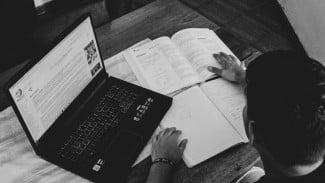 7 Tips Belajar Bahasa Inggris Cepat dan Efektif, Sebulan Lancar Ngomong Percakapan Dasar