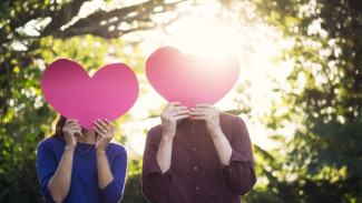 Yuk Kenali! 8 Tanda Kamu Benar-benar Jatuh Cinta atau Nafsu Semata