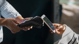 Mengenal Fitur NFC pada Smartphone dan Manfaatnya bagi Masyarakat