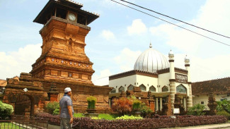 Masjid Menara Kudus, Simfoni Akulturasi Budaya dan Toleransi di Jantung Kota Kretek