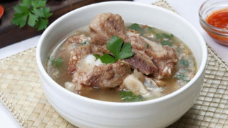 7 Masakan Daging Kurban yang Bikin Lidah Joget, Sop Daging Sapi Kuah Segernya Juara!