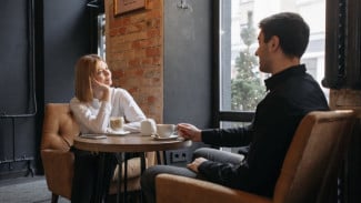 Terjebak Friendzone Itu Tidak Enak!  Biar Kamu Berani Nyatakan Perasaan, Ini